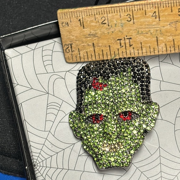 Halloween rhinestone monster  brooch - Picture 6 of 6